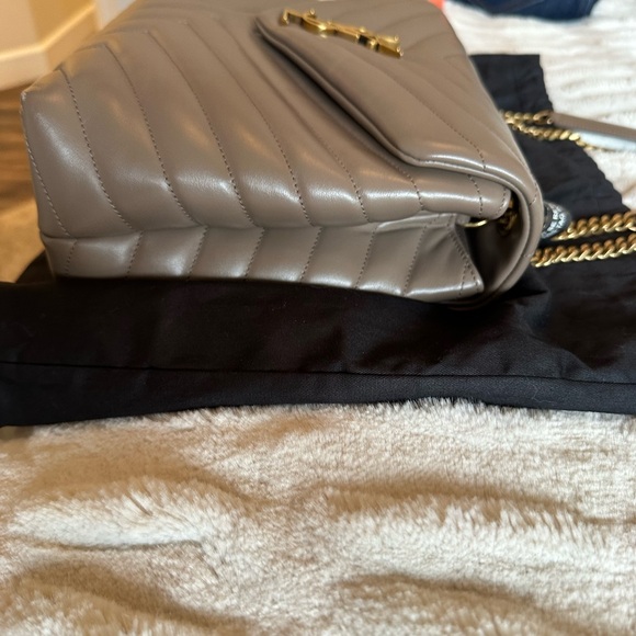 Yves Saint Laurent Tan LouLou Quilted Bag - Picture 6 of 16